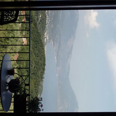 Agrestis Domus サン・ジョヴァンニ・ア・ピーロ